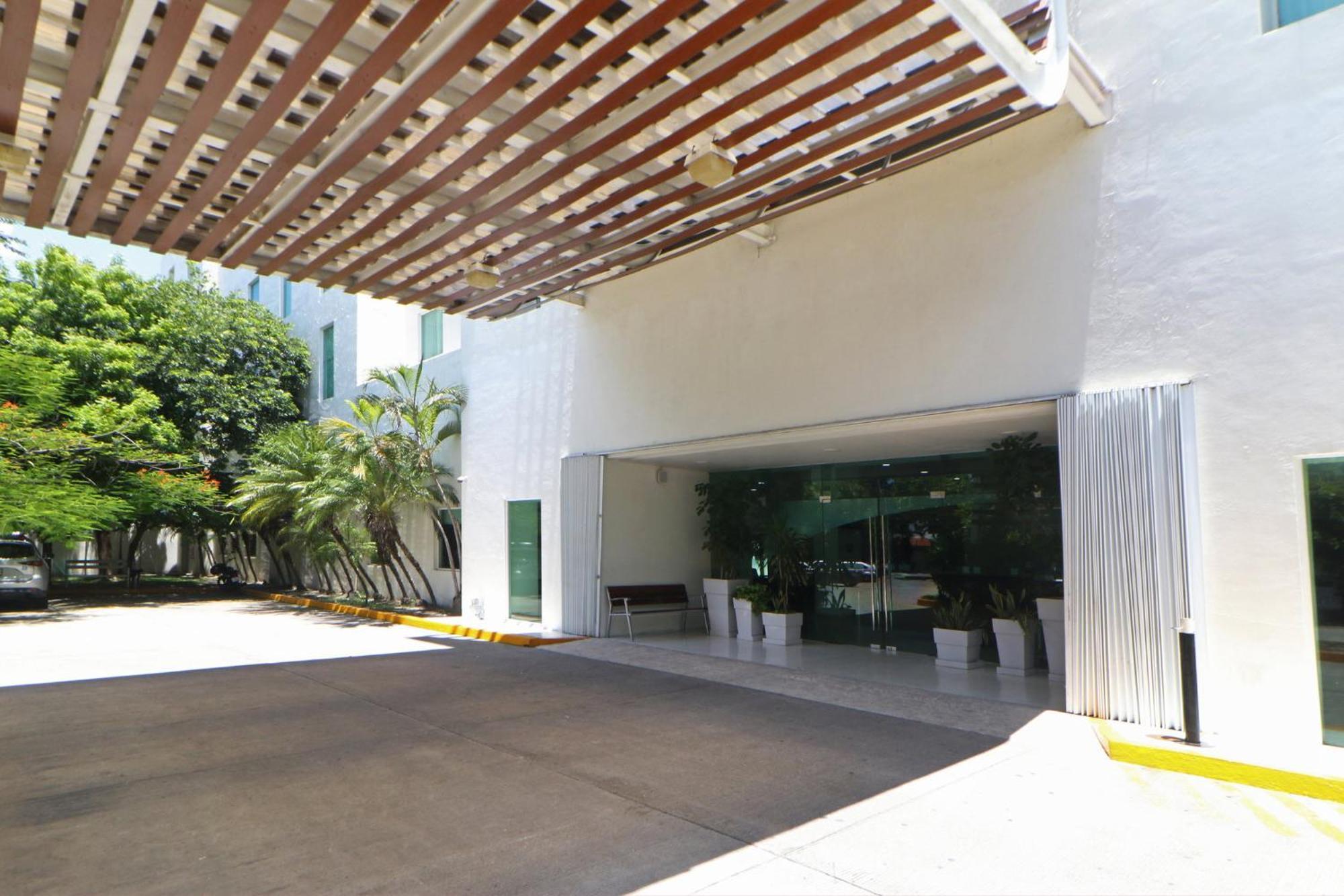 Express Ciudad Del Carmen, An Ihg Hotel 4*